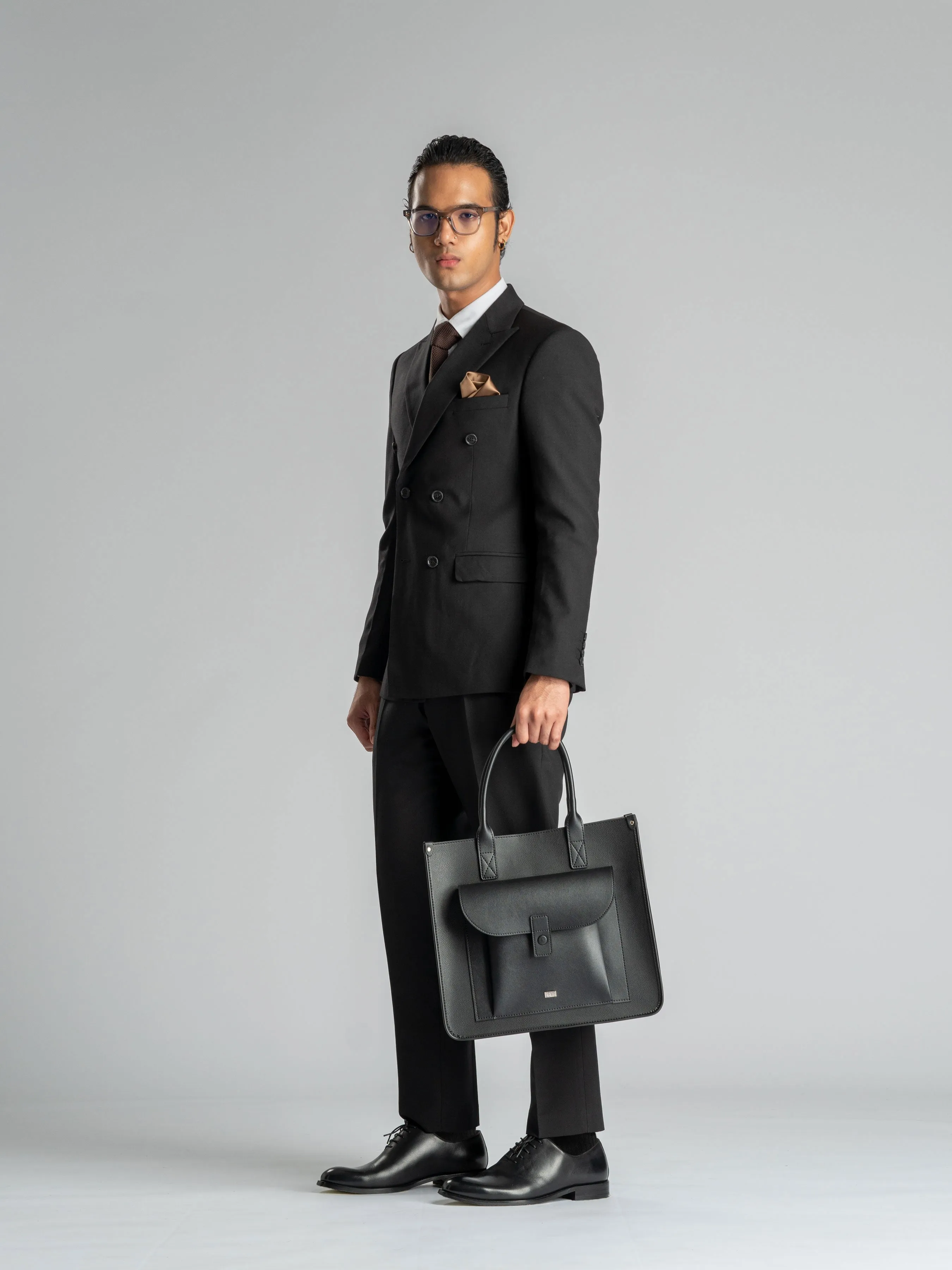 Sleek Black Ares Tote Bag - Stylish and Versatile Accessory