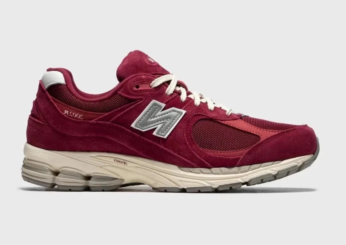 New Balance 2002R Bordeaux