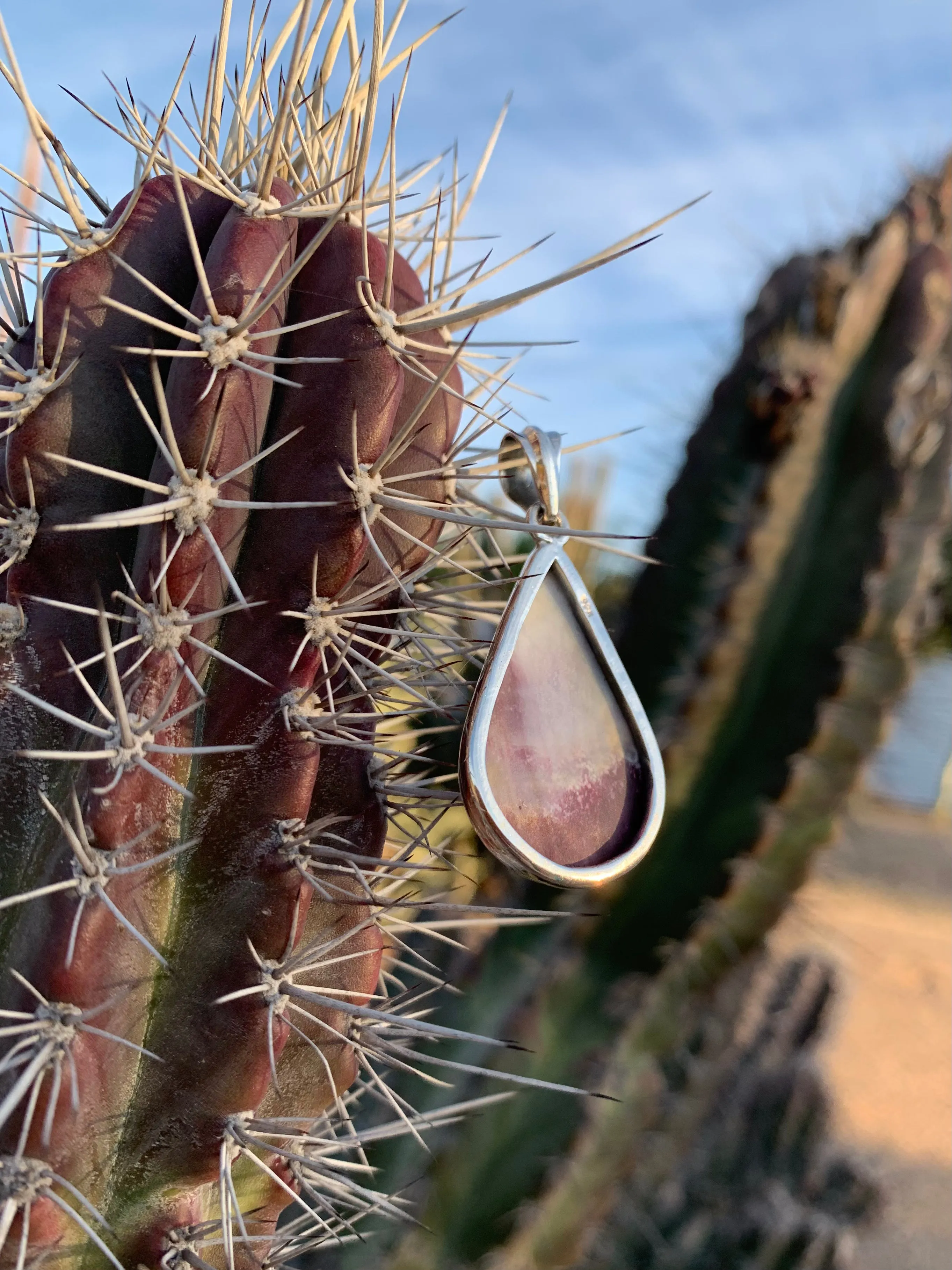 Purple Spiny Oyster Shell pendant