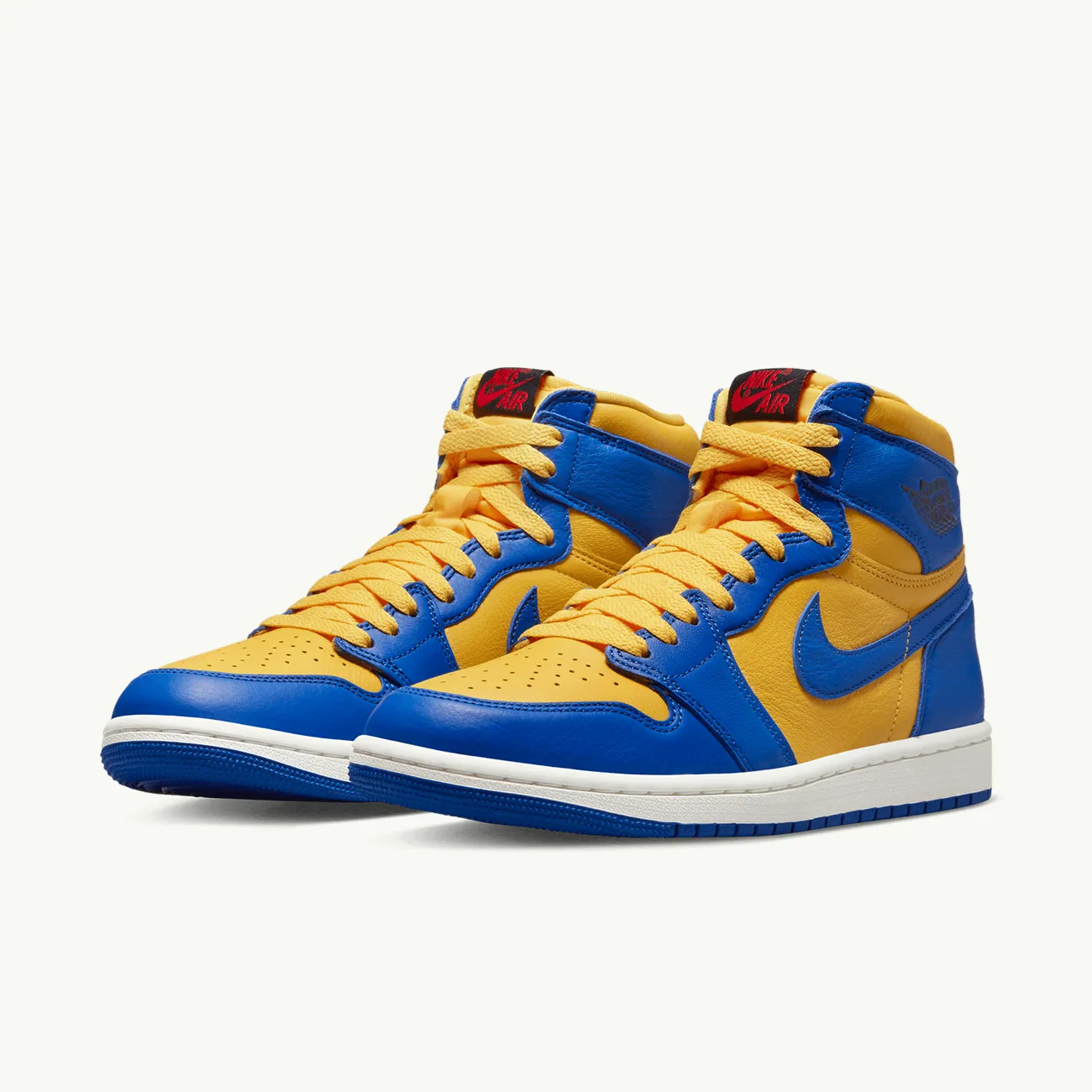 WOMENS AIR JORDAN 1 RETRO HI OG VARSITY MAIZE GAME ROYAL SAIL